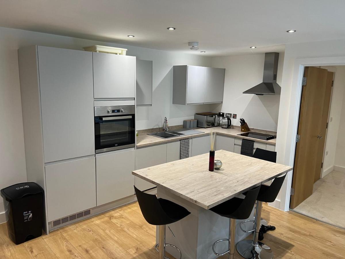 Lovely 2 Bed Apartment In Leeds Centre Esterno foto